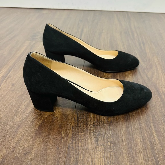 Prada Black Velvet Heels - Picture 5 of 9